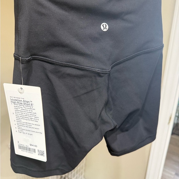 Lululemon Align Black High-Rise Shorts - Picture 1 of 3
